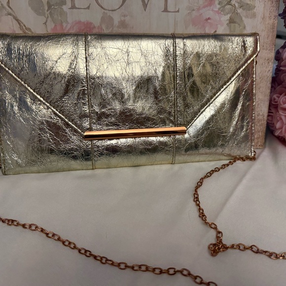 Gold Metallic Clutch Bag - Picture 1 of 6